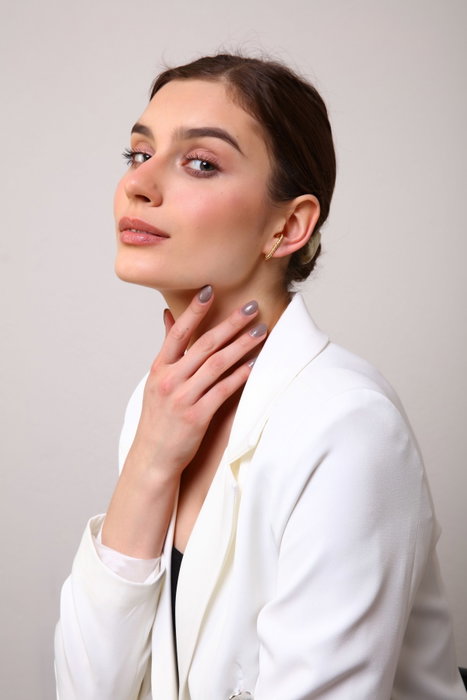 Heliophilia Silver Earcuffburgu Pendiente de Latón con Circón en Oro